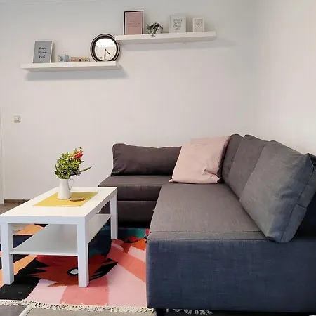 Ive Andrica 3 アパート *