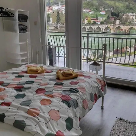 Daire Ive Andrica 3 *