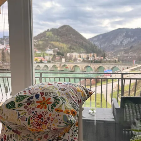 Ive Andrica 3 アパート Višegrad